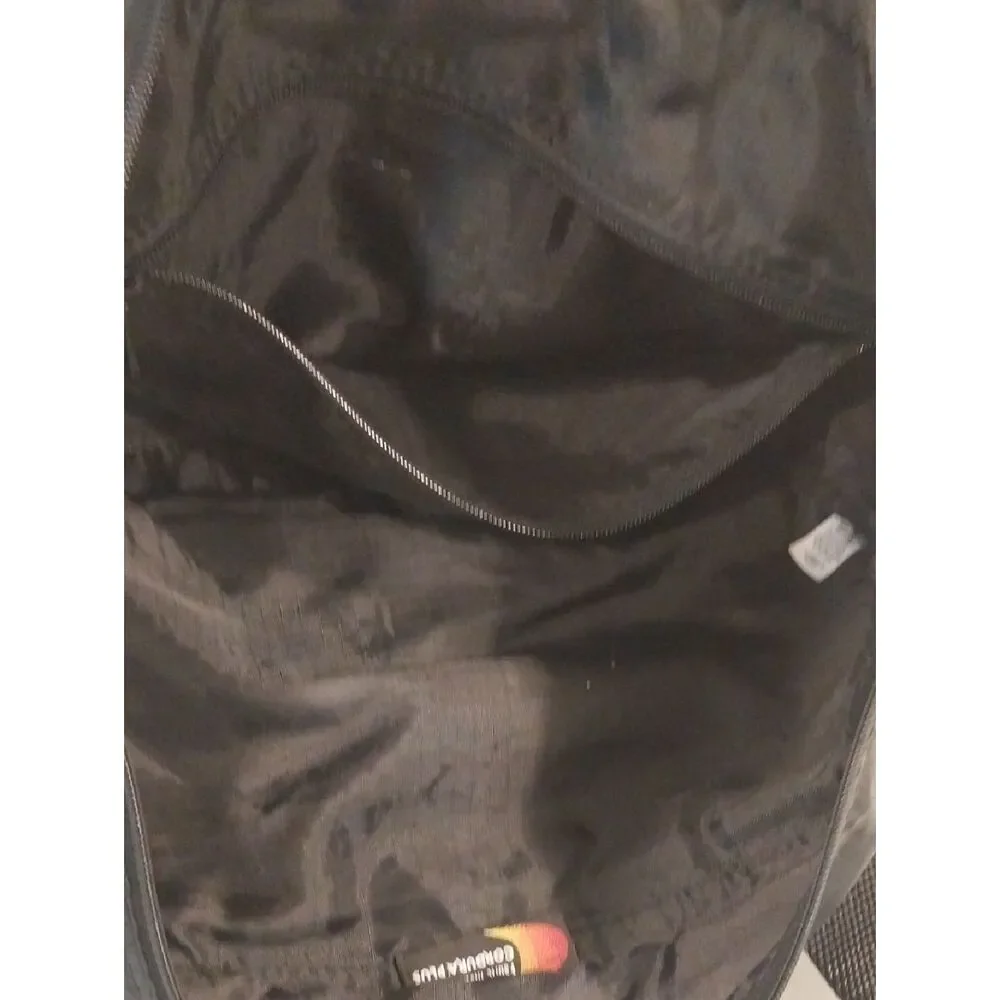 Eagle Creek Black Men's Briefcase/Suitcase. EUC